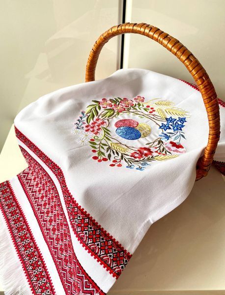 Великодній рушник для кошика з писанками та квітковою вишивкою, 80&times;31 см 67858 фото