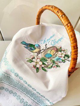 Пасхальний рушник на кошик &laquo;Христос Воскрес&raquo; з пташкою та писанками, 74&times;32 см, машинна вишивка 39865 фото